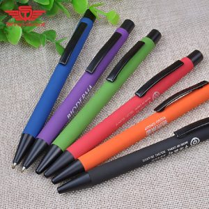 خودکار فلزی