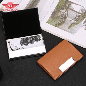 جاکارتی چرم