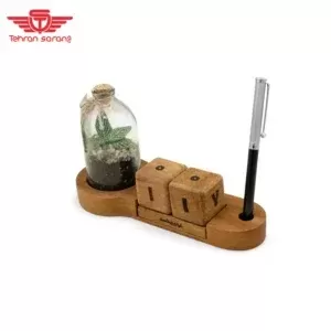 استند و تقویم چوبی